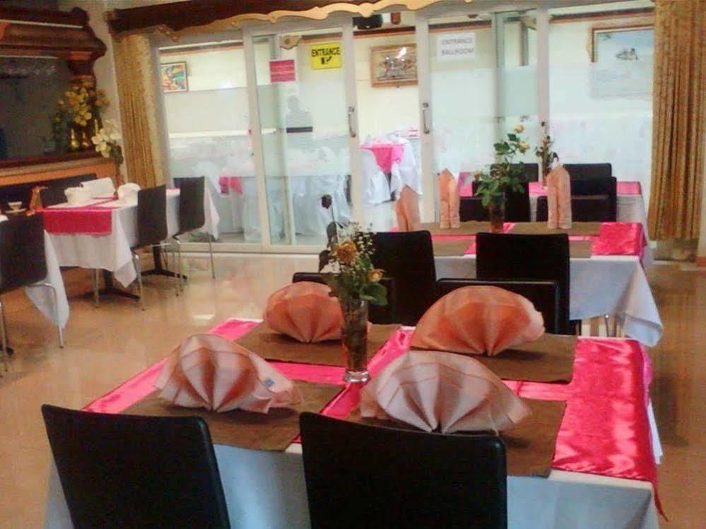 Golden Stallion Suites Cagayan de Oro Buitenkant foto