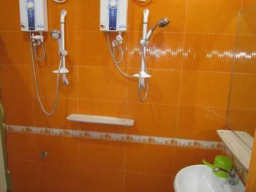 Golden Stallion Suites Cagayan de Oro Buitenkant foto
