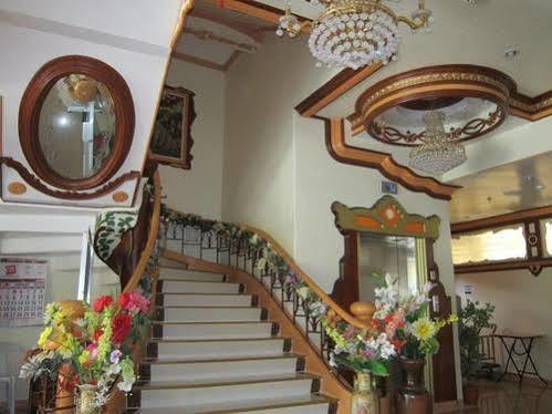 Golden Stallion Suites Cagayan de Oro Buitenkant foto